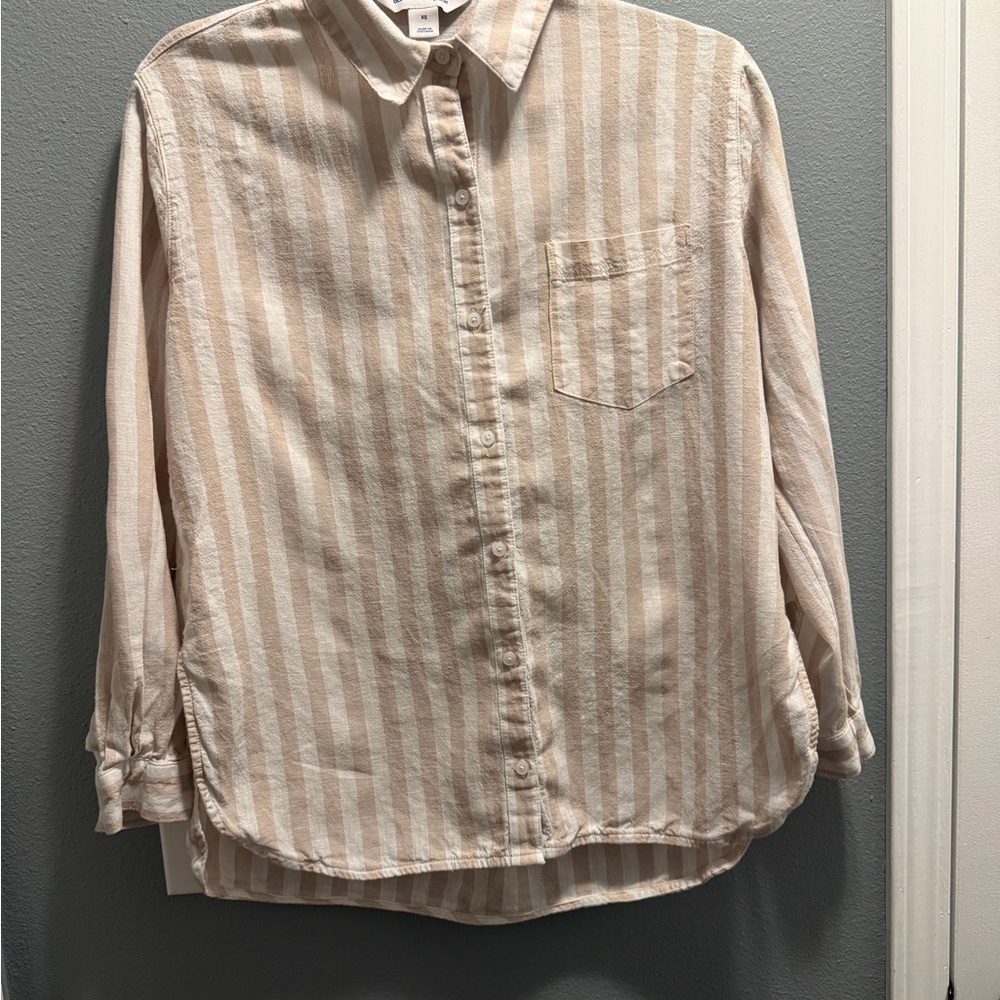 Old Navy Beige and White Striped Men's Shirt